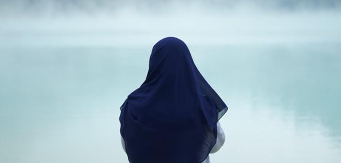 Nefsin Gölgesinden Tesettürün Işığına 